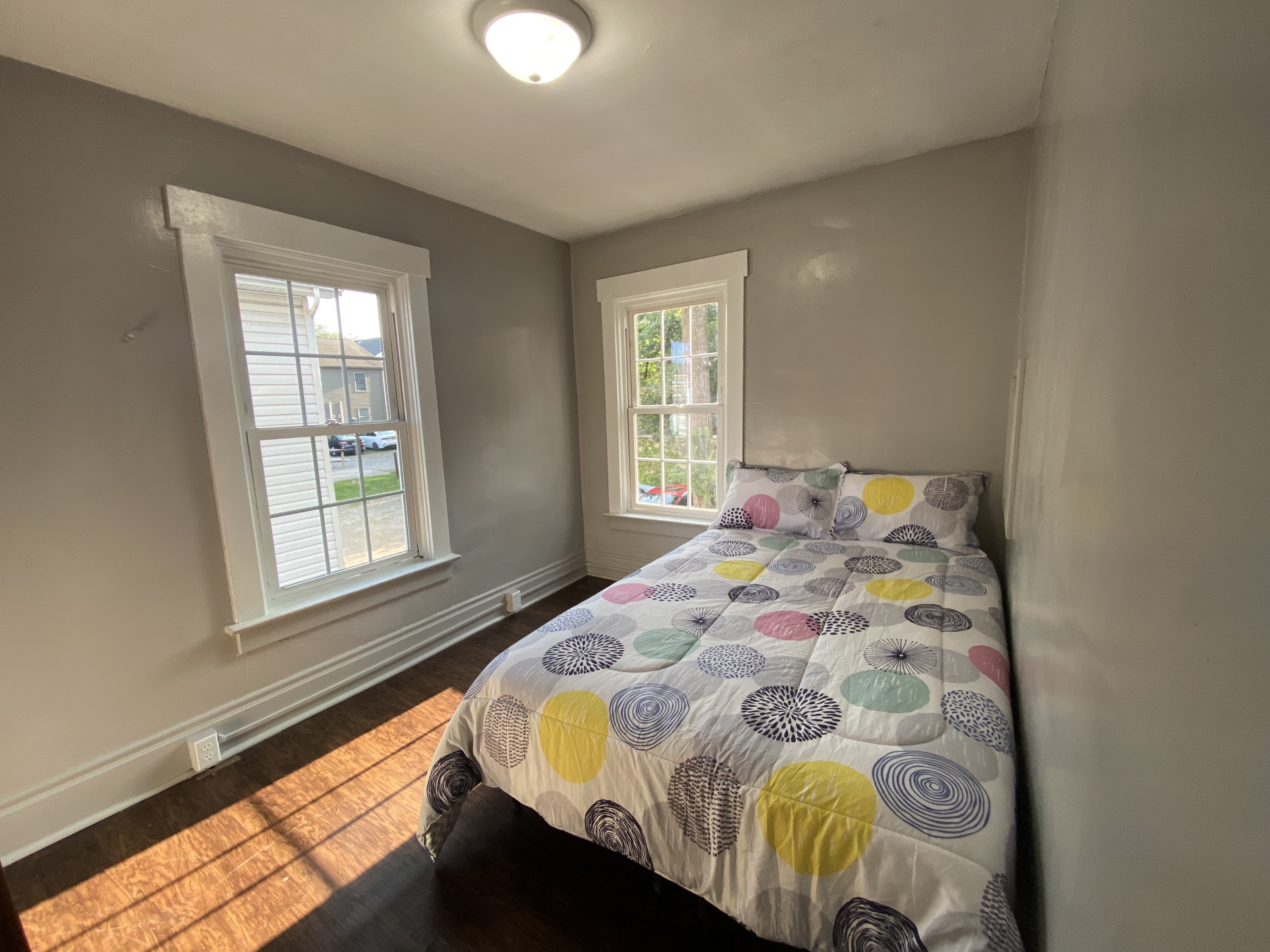 Property thumbnail image