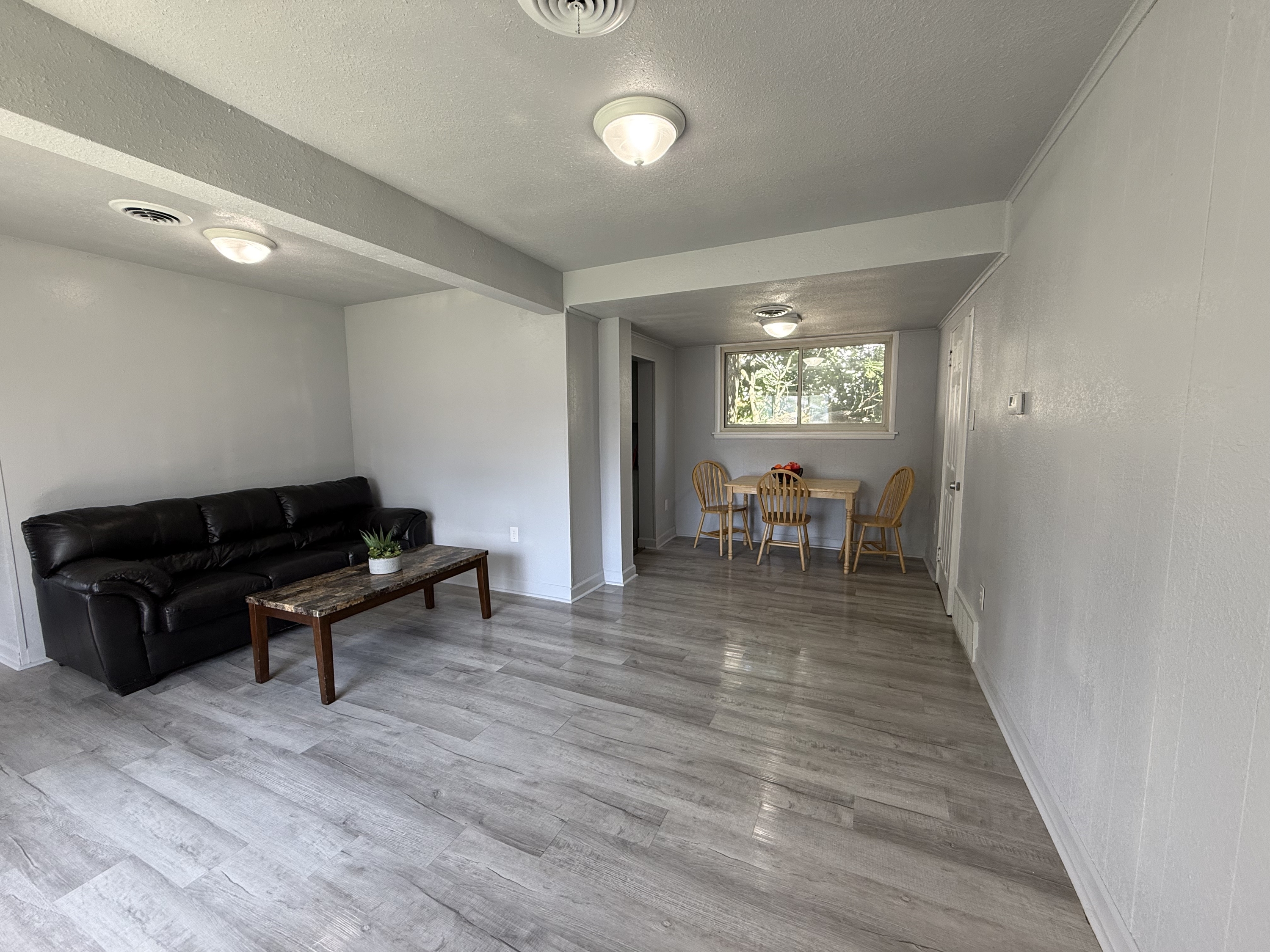 631 South Ave, 1